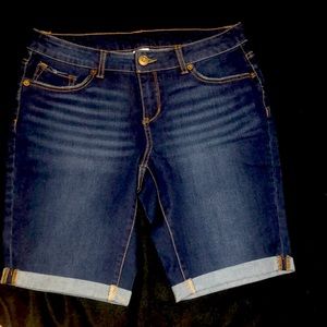 Shorts 🩳 NWOT🩳